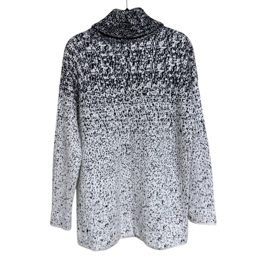 Athleta Marled Black Cream Cashmere Wool Blend Turtleneck Sweater Women's Medium
